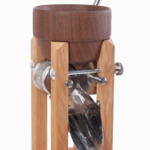 Eschenfelder Kornquetsche Tischm. /Holz Nussbaum