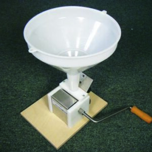 Eschenfelder Malzmühle light Kunststofftrichter