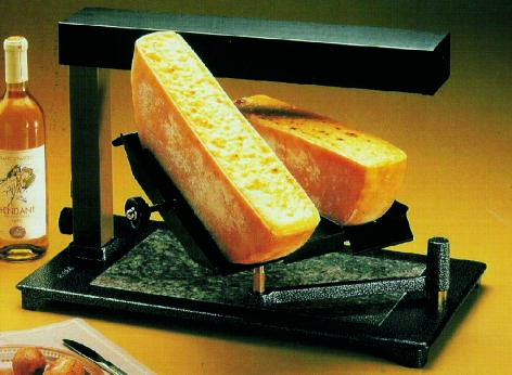 Raclettegerät Super für 1 oder zwei 1/2 Käselaibe.