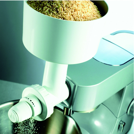 AT 941A Getreidemühle mit Stahlmahlwerk an Kenwood